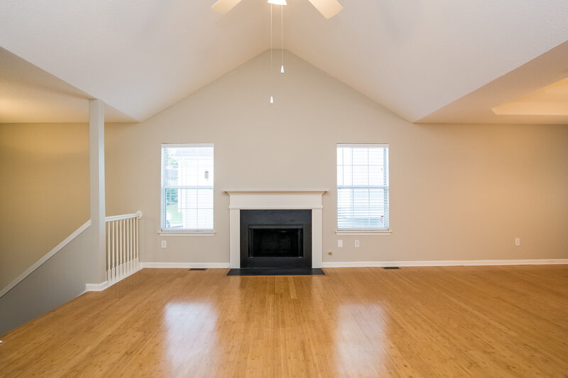 2,045/Mo, 4353 Stonecrest Dr Austell, GA 30106 Living Room View