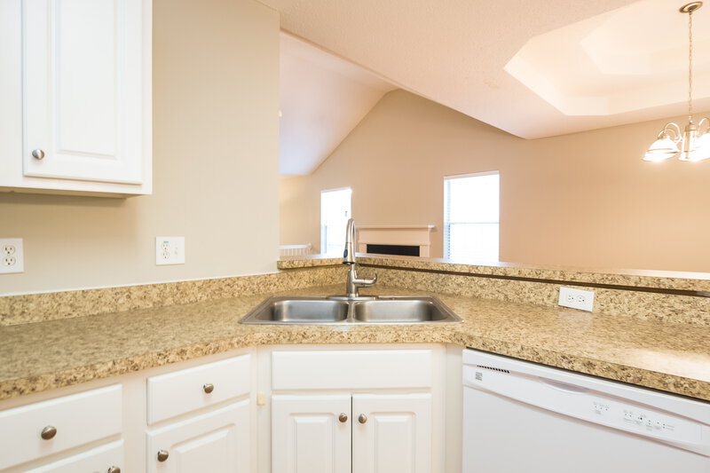 2,045/Mo, 4353 Stonecrest Dr Austell, GA 30106 Kitchen View