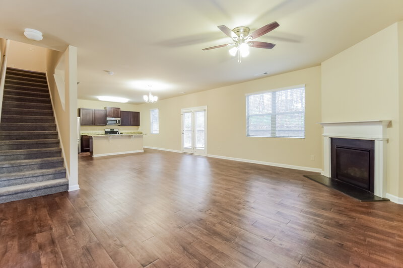 1,940/Mo, 31 Ivey Cottage Loop Dallas, GA 30132 Living Room View