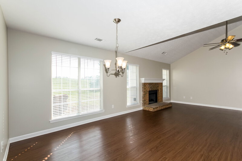 1,585/Mo, 2157 Kellington Dr McDonough, GA 30253 Living Room View 2