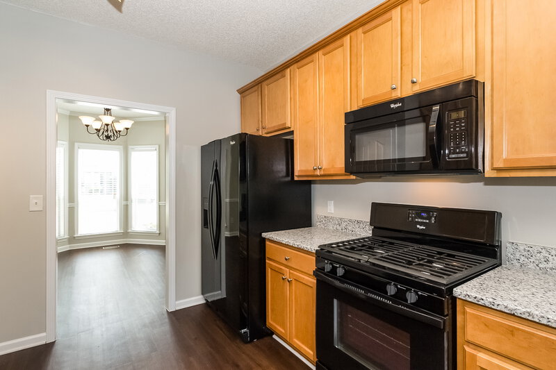 2,445/Mo, 3 Brightling Ln Newnan, GA 30265 Kitchen View