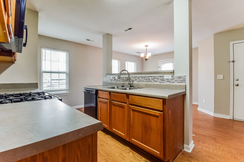 3,400/Mo, 554 S Fortune Way Dallas, GA 30157 Kitchen View
