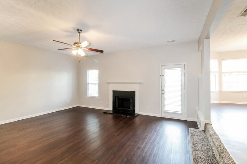3,290/Mo, 670 Compton Ln McDonough, GA 30253 Living Room View