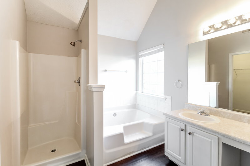 3,290/Mo, 670 Compton Ln McDonough, GA 30253 Main Bathroom View