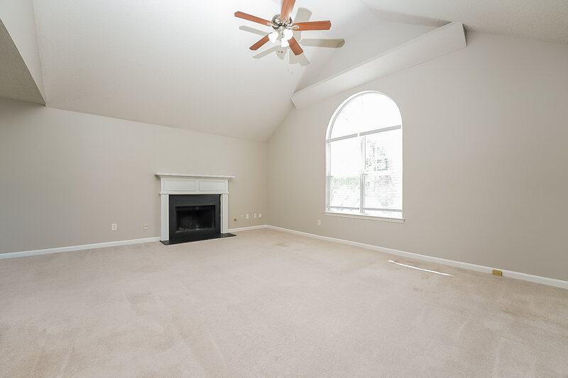 1,990/Mo, 4460 Millenium View Ct Snellville, GA 30039 Living Room View