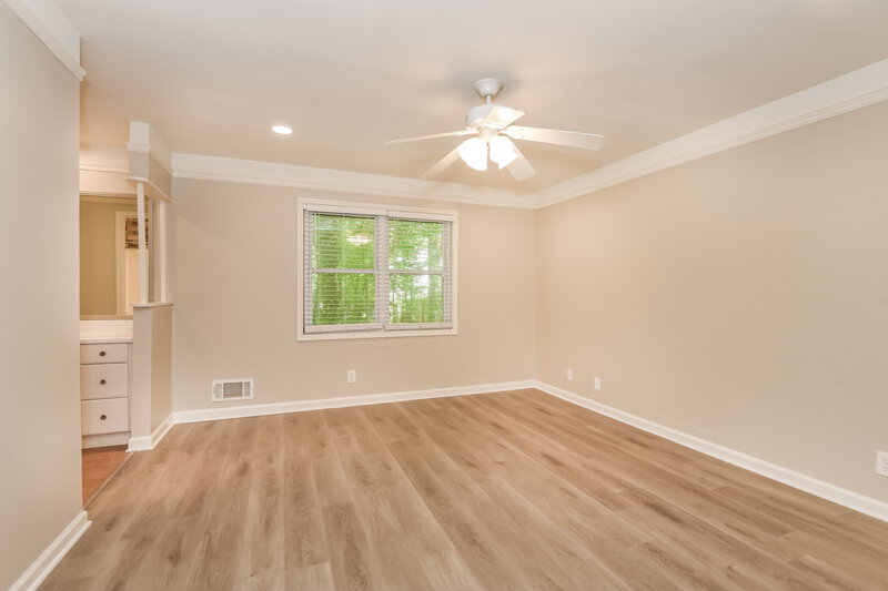 1,970/Mo, 153 Drury Ln NE Kennesaw, GA 30144 Main Bedroom View