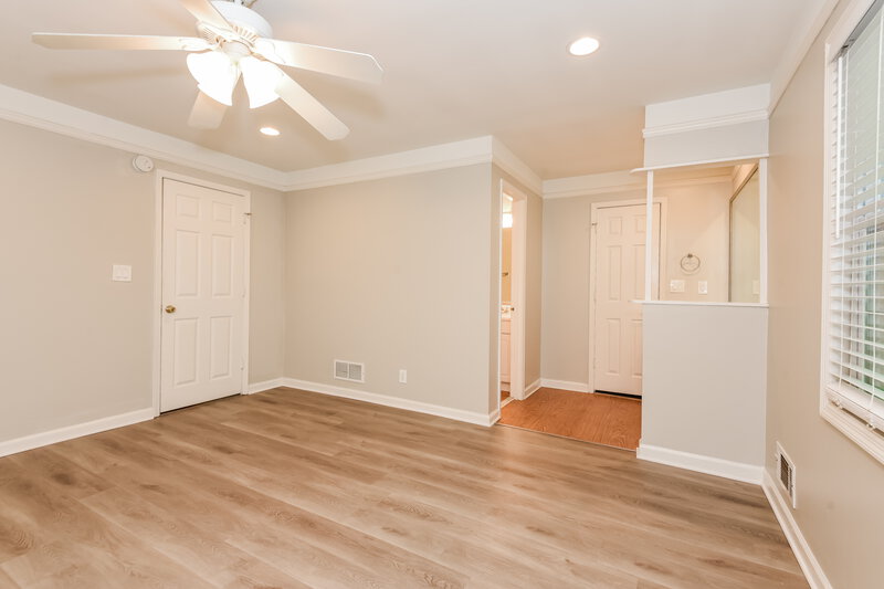 1,970/Mo, 153 Drury Ln NE Kennesaw, GA 30144 Main Bedroom View 2