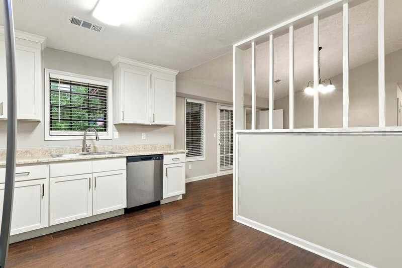 2,285/Mo, 3048 Jonathan Ct Snellville, GA 30039 Kitchen View 2