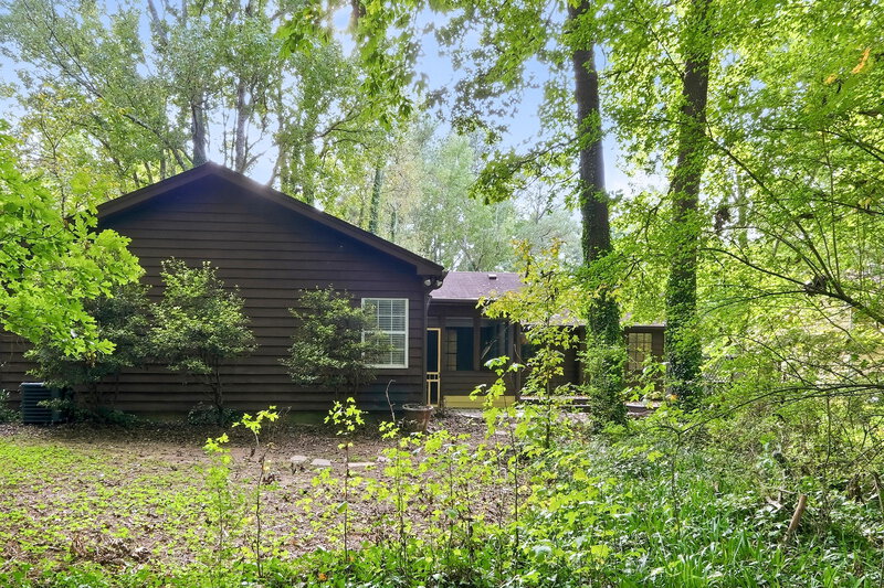 2,285/Mo, 3048 Jonathan Ct Snellville, GA 30039 Rear View