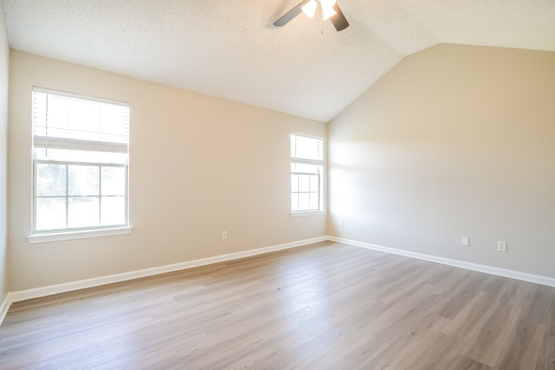 2,040/Mo, 1883 Roble Dr College Park, GA 30349 Main Bedroom View