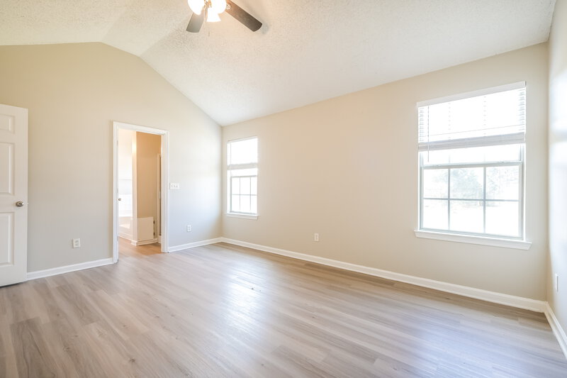 2,040/Mo, 1883 Roble Dr College Park, GA 30349 Main Bedroom View 2
