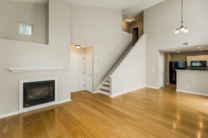 1,900/Mo, 652 Windcroft Cir NW Acworth, GA 30101 Living Room View