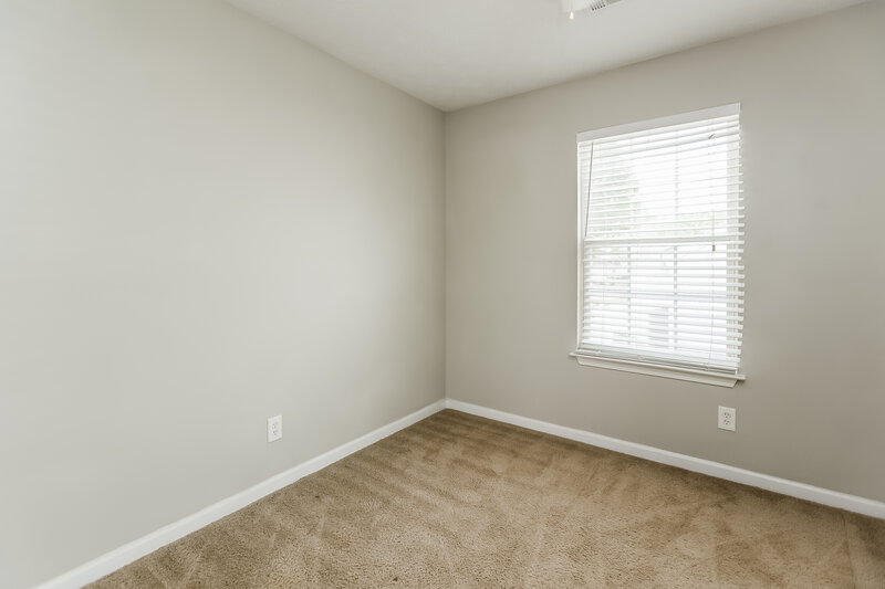 1,900/Mo, 652 Windcroft Cir NW Acworth, GA 30101 Bedroom View