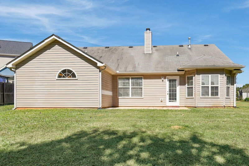 2,040/Mo, 3102 Delaware Loop McDonough, GA 30252 Rear View