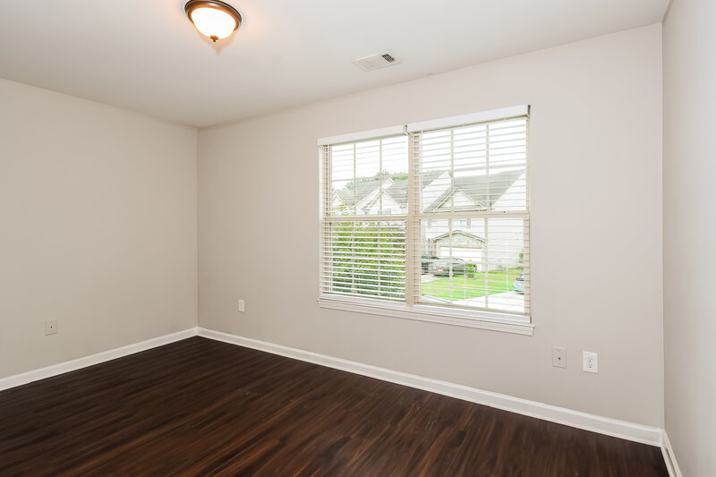 1,925/Mo, 121 Bethany Manor Dr Ball Ground, GA 30107 Bedroom View