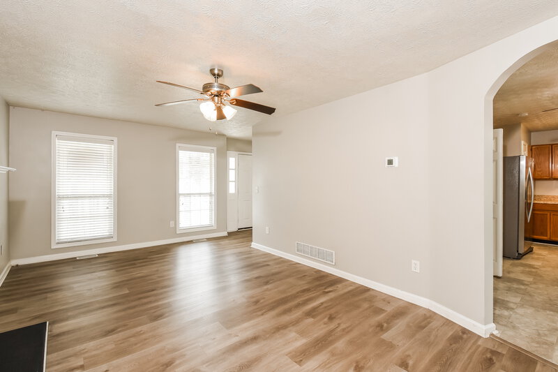 2,075/Mo, 2580 Candler Way SW Marietta, GA 30064 Living Room View 3