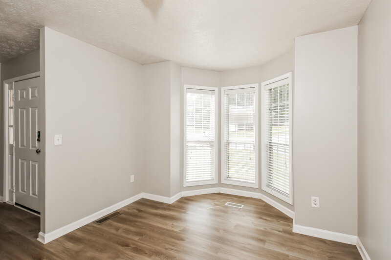 2,075/Mo, 2580 Candler Way SW Marietta, GA 30064 Family Room View