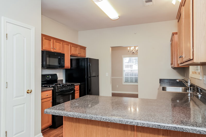 2,990/Mo, 130 Brookvalley Crossing Dallas, GA 30157 Kitchen View 3