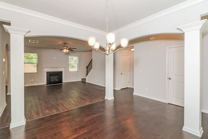 2,145/Mo, 176 Randy Way Dallas, GA 30132 Dining Room View