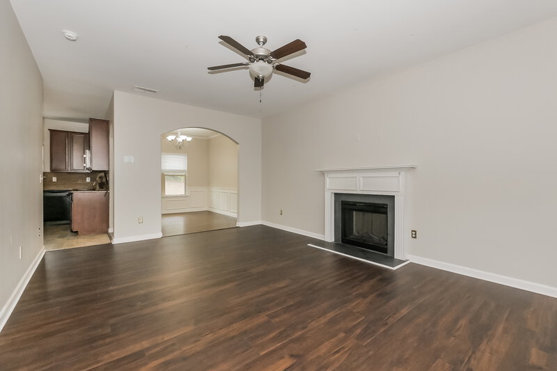 2,205/Mo, 632 Stevens Pl McDonough, GA 30252 Living Room View 4
