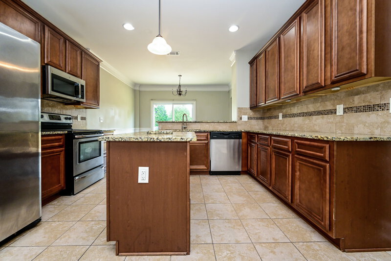 2,305/Mo, 205 Swem Ct McDonough, GA 30253 Kitchen View