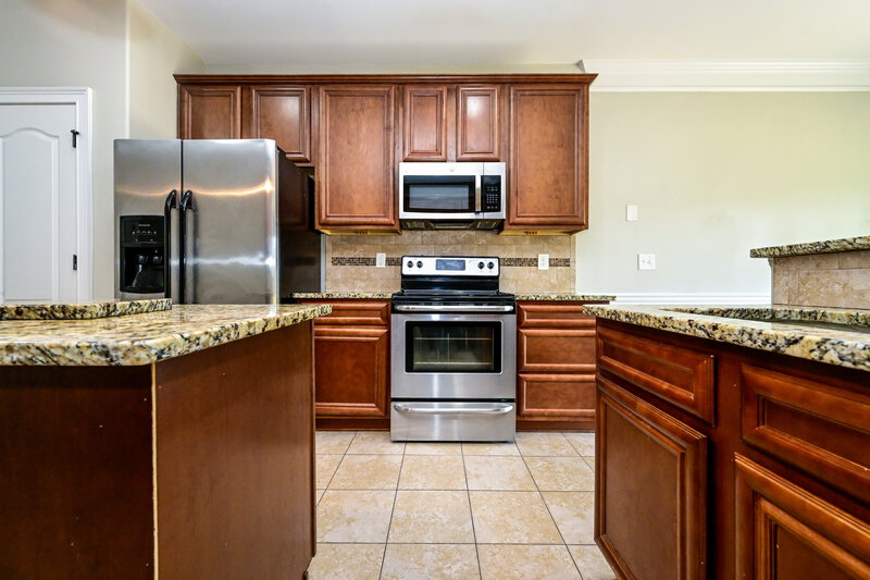 2,305/Mo, 205 Swem Ct McDonough, GA 30253 Kitchen View 2
