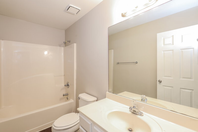 1,985/Mo, 118 Burleyson Dr McDonough, GA 30253 Bathroom View