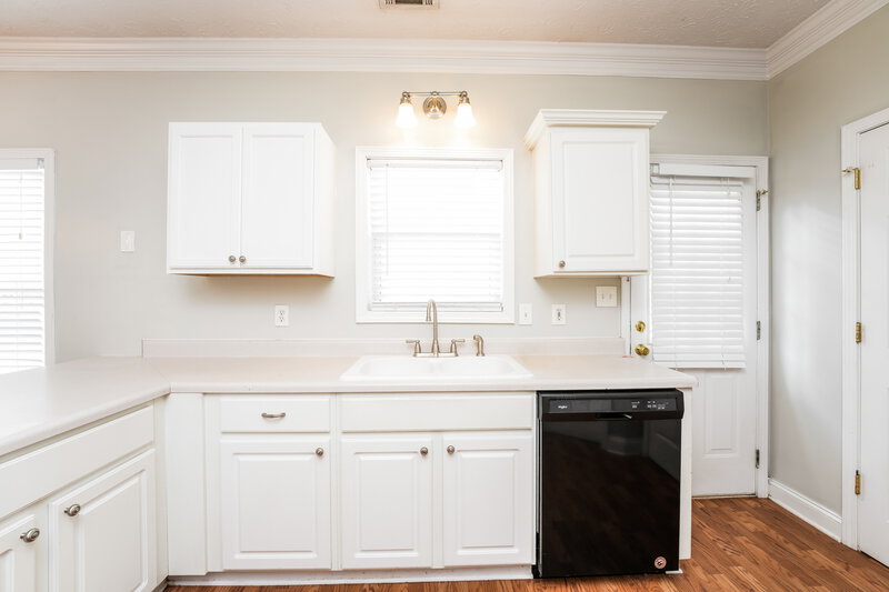 1,945/Mo, 2005 Towne Park Dr McDonough, GA 30252 Kitchen View 2