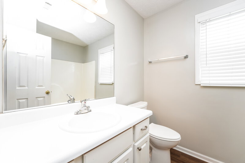 1,945/Mo, 2005 Towne Park Dr McDonough, GA 30252 Bathroom View