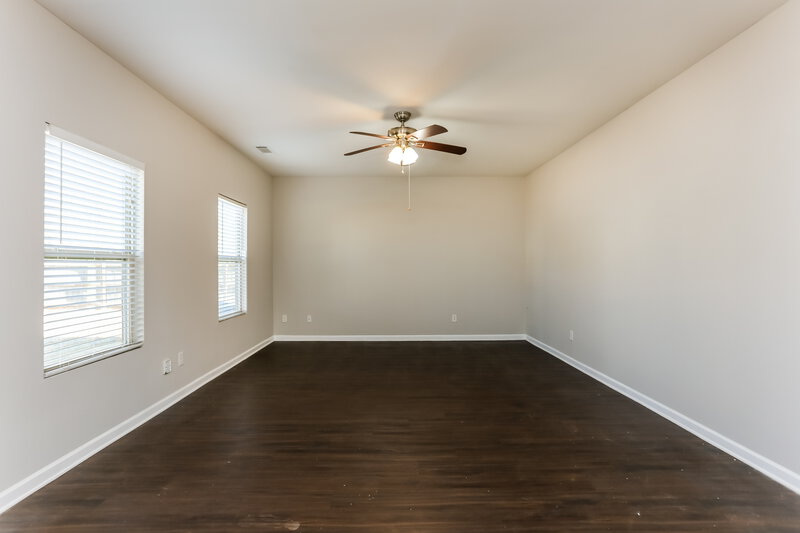 2,125/Mo, 4059 Clay Ct SE Conyers, GA 30013 Living Room View