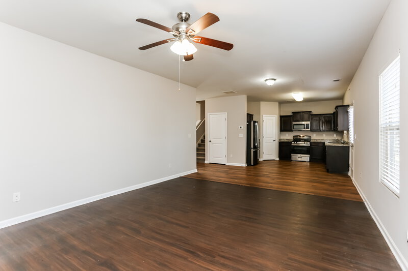 2,125/Mo, 4059 Clay Ct SE Conyers, GA 30013 Living Room View 2