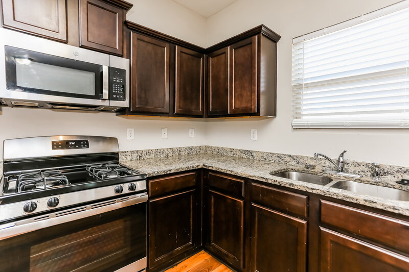 2,125/Mo, 4059 Clay Ct SE Conyers, GA 30013 Kitchen View 3