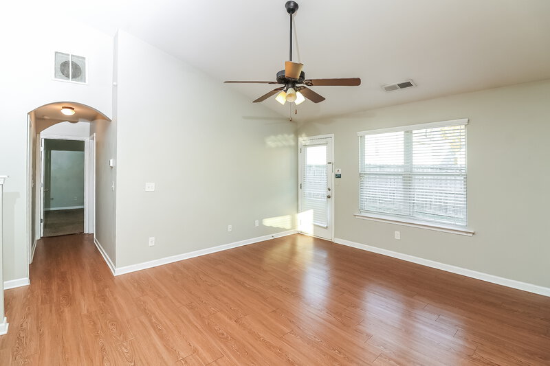 1,710/Mo, 117 Hill Side Way Hiram, GA 30141 Living Room View