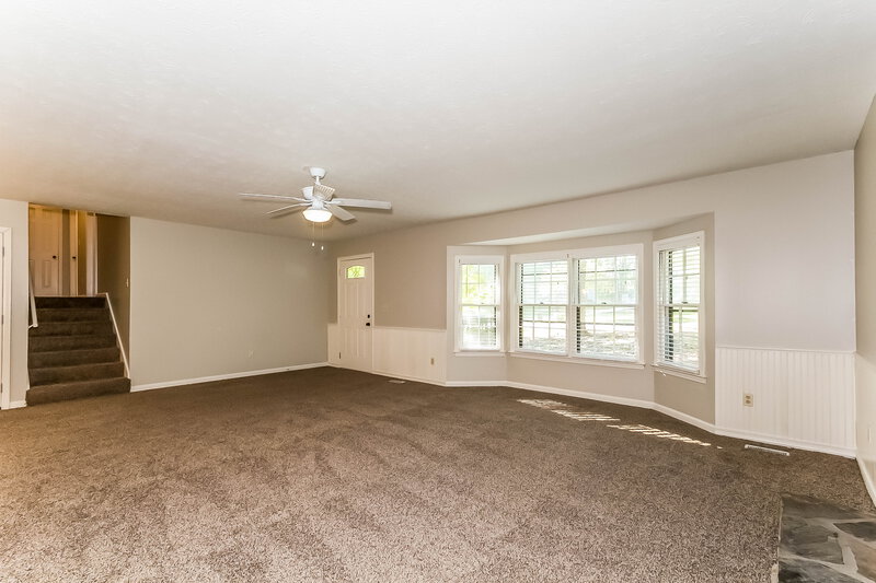 1,655/Mo, 91 Hearthstone Dr S Newnan, GA 30263 Living Room View 3