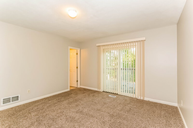 1,655/Mo, 91 Hearthstone Dr S Newnan, GA 30263 Master Bedroom View