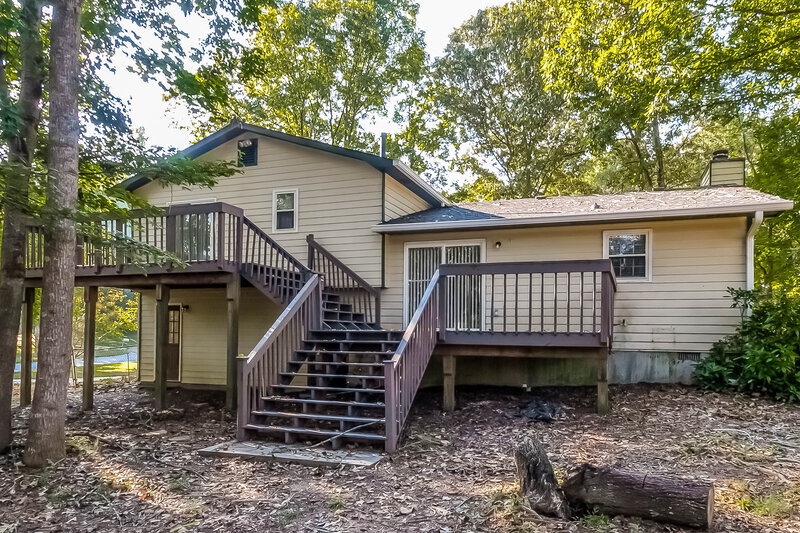 1,655/Mo, 91 Hearthstone Dr S Newnan, GA 30263 Rear View