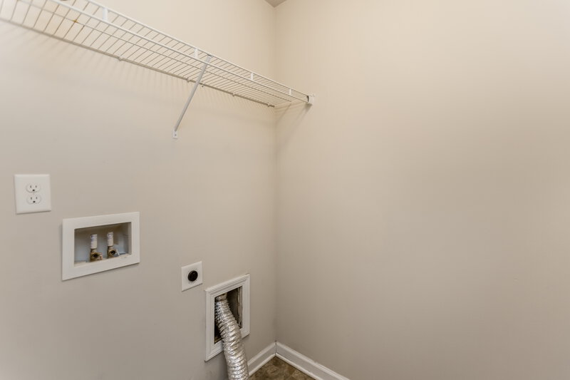 1,840/Mo, 37 Samuel Way NW Cartersville, GA 30121 Laundry Room View