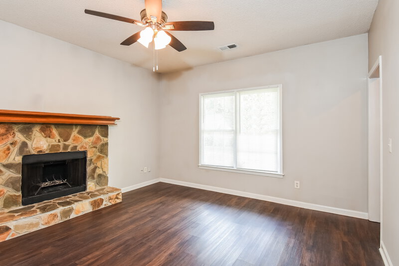 2,010/Mo, 4739 Gold Dust Trl Sugar Hill, GA 30518 Living Room View 2