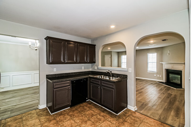 2,210/Mo, 120 Emporia Loop McDonough, GA 30253 Kitchen View 2