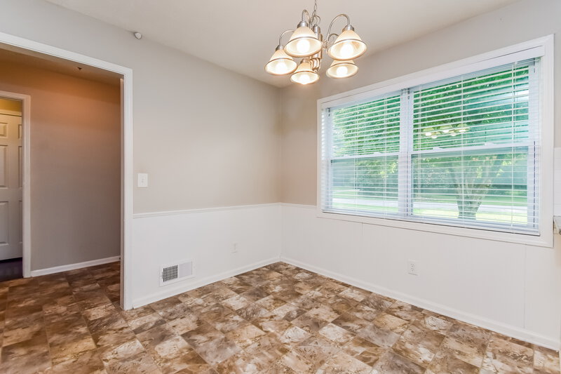 1,995/Mo, 391 Rock Meadow Dr Stone Mountain, GA 30088 Floorplan View 3