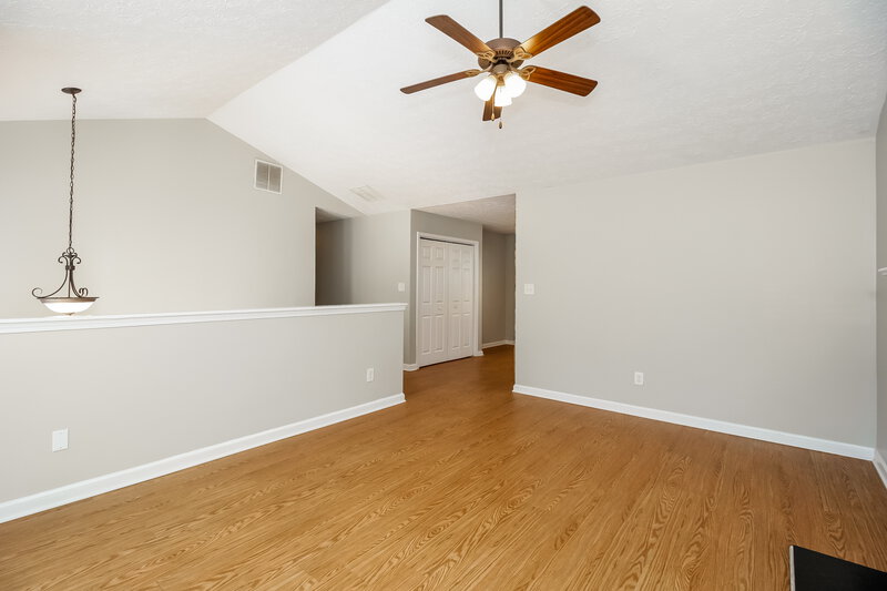 1,960/Mo, 97 Summer Creek Dr Dallas, GA 30157 Living Room View 2