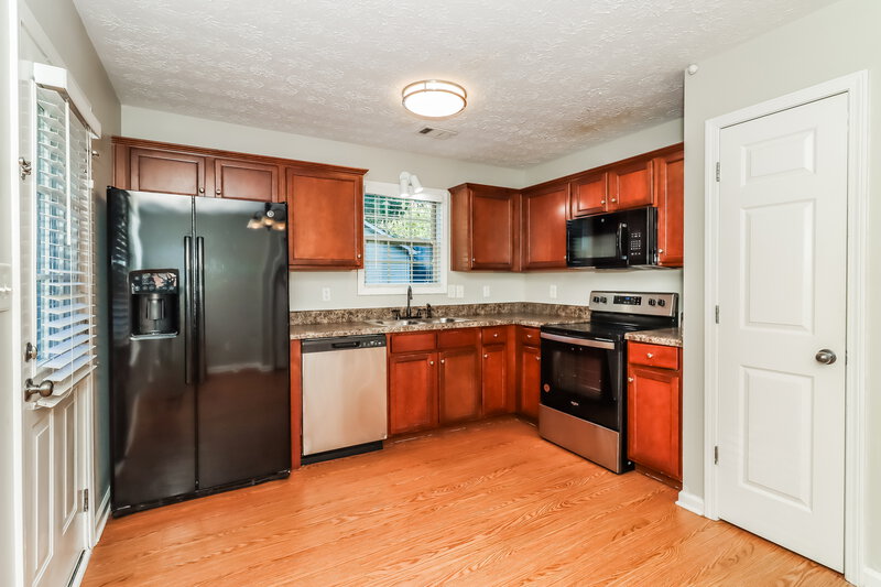 0/Mo, 97 Summer Creek Dr Dallas, GA 30157 Kitchen View