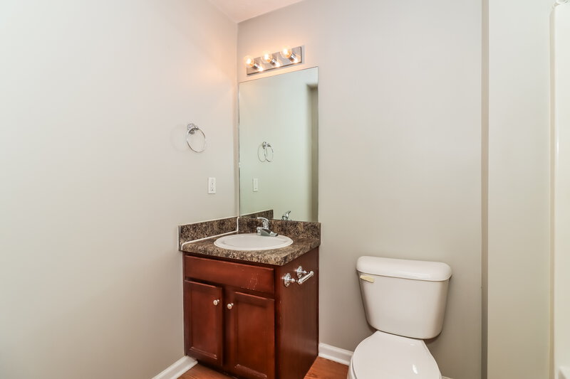0/Mo, 97 Summer Creek Dr Dallas, GA 30157 Bathroom View