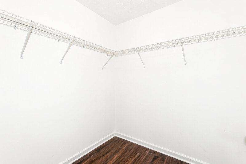 1,900/Mo, 7470 Royale Ct Riverdale, GA 30296 Closet View