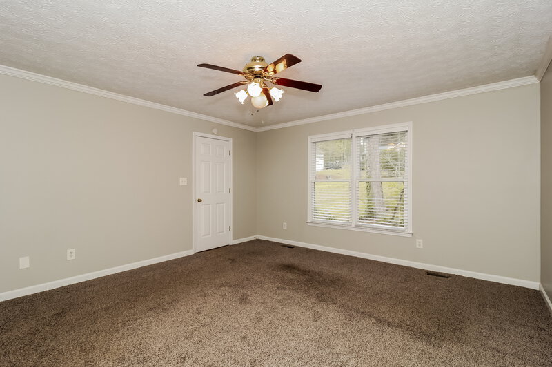 1,815/Mo, 291 Mill Pointe Trl Dallas, GA 30157 Main Bedroom View