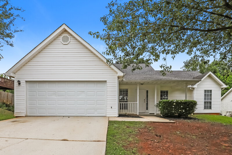 2,600/Mo, 172 Regency Park Dr McDonough, GA 30253 External View