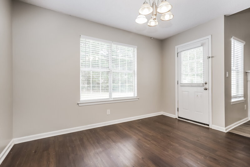 1,855/Mo, 172 Regency Park Dr McDonough, GA 30253 Dining Room View