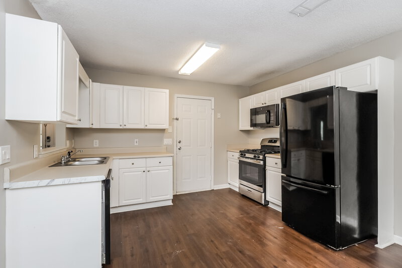 1,855/Mo, 172 Regency Park Dr McDonough, GA 30253 Kitchen View