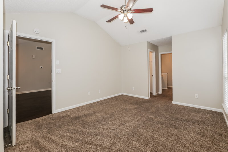 2,600/Mo, 172 Regency Park Dr McDonough, GA 30253 Main Bedroom View