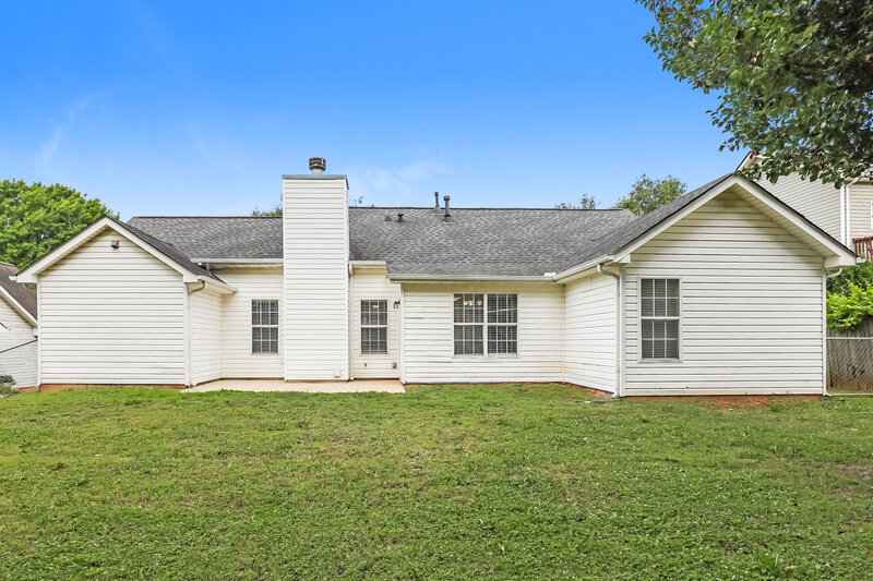 2,600/Mo, 172 Regency Park Dr McDonough, GA 30253 Rear View